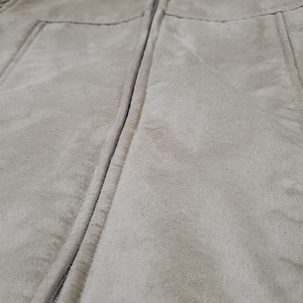 Ladies Spring/Fall Jacket - Picture 3 of 3